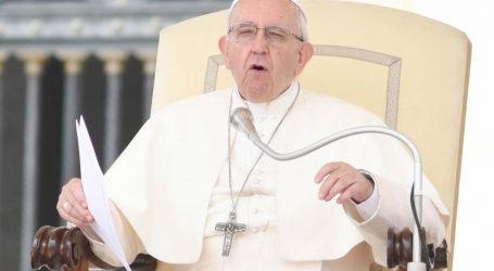 Papa Francesco: udienza, sopprimere la vita innocente non è mai “terapeutico” o “civile”. “Fare fuori un essere umano è come affittare un sicario”