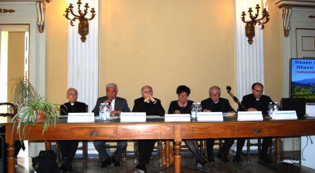 Stare nella chiesa, stare nel mondo