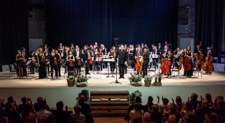 Il primo concerto nel nuovo teatro Dellepiane