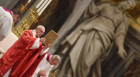 Papa Francesco: “La Bibbia non deve essere un privilegio per pochi”