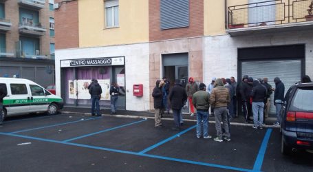 Piazza Italia: sfratti rimandati a febbraio