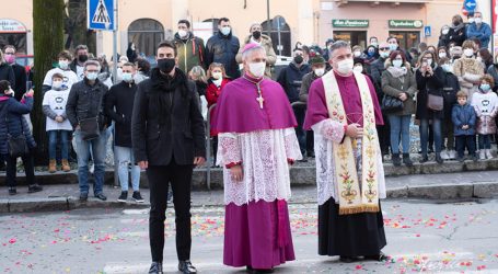 Don Gian Luca Vernetti e il diacono Daniele Lottari a Stradella