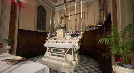 Restaurati coro e altare di Cabella