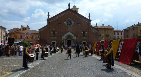 Castelnuovo ritorna nel Medioevo