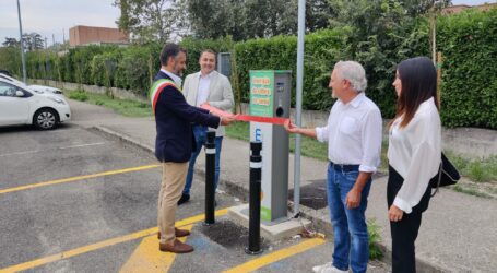 Inaugurate due colonnine di ricarica per le auto elettriche