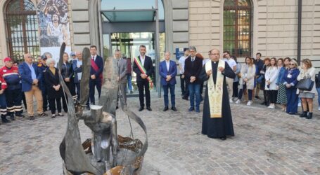 “Nascere non basta” per ricordare le vittime del Covid