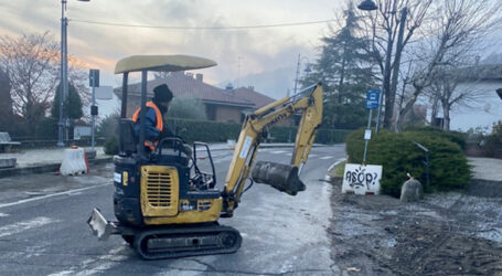 Un incrocio più sicuro davanti al municipio