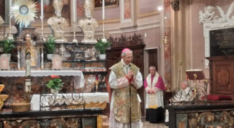 Il vescovo ha aperto il mese mariano