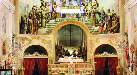 Il vescovo celebra la Messa in onore di S. Maria Maddalena