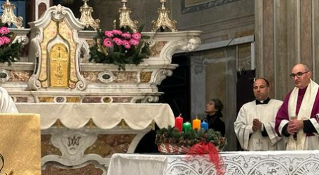 Il canto dell’Akathistos per l’Immacolata