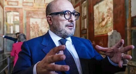 Nuova gaffe