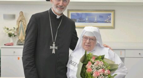 Suor Paola Armani ha compiuto 90 anni
