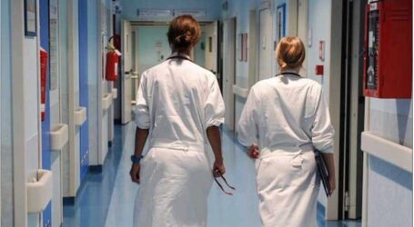 Ore e ore di attesa per essere curati