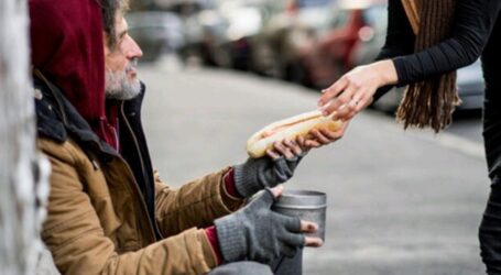 «La preghiera del povero sale fino a Dio»