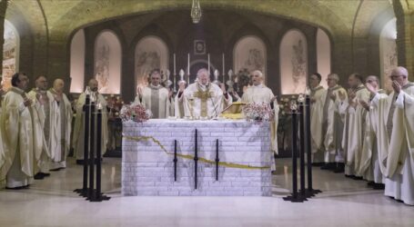 La dedicazione dell’altare in cripta
