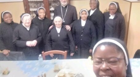 Mons. Marini dalle Agostiniane