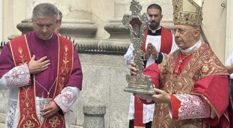 «Preghiamo di più e stiamo più uniti al nostro pastore»