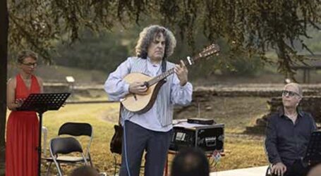 “Perfumum”, un viaggio tra musica e profumi