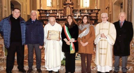 Festeggiato don Nobile da 40 anni a Medassino