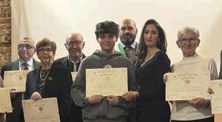 Casteggio ha premiato i suoi cittadini impegnati