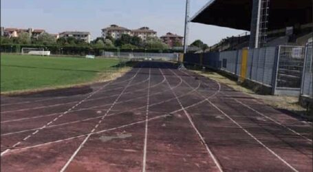 Stop ai lavori  alla pista di atletica