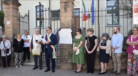 La scuola è stata intitolata a Tito e Giovanni Maga