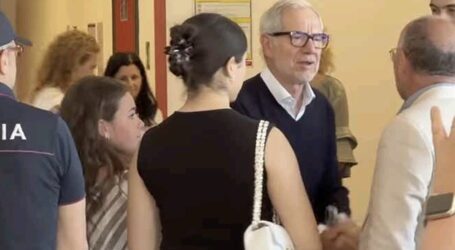 Bertolaso in visita all’ospedale