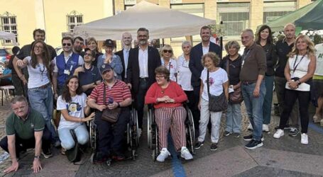 Il volto solidale della città in piazza